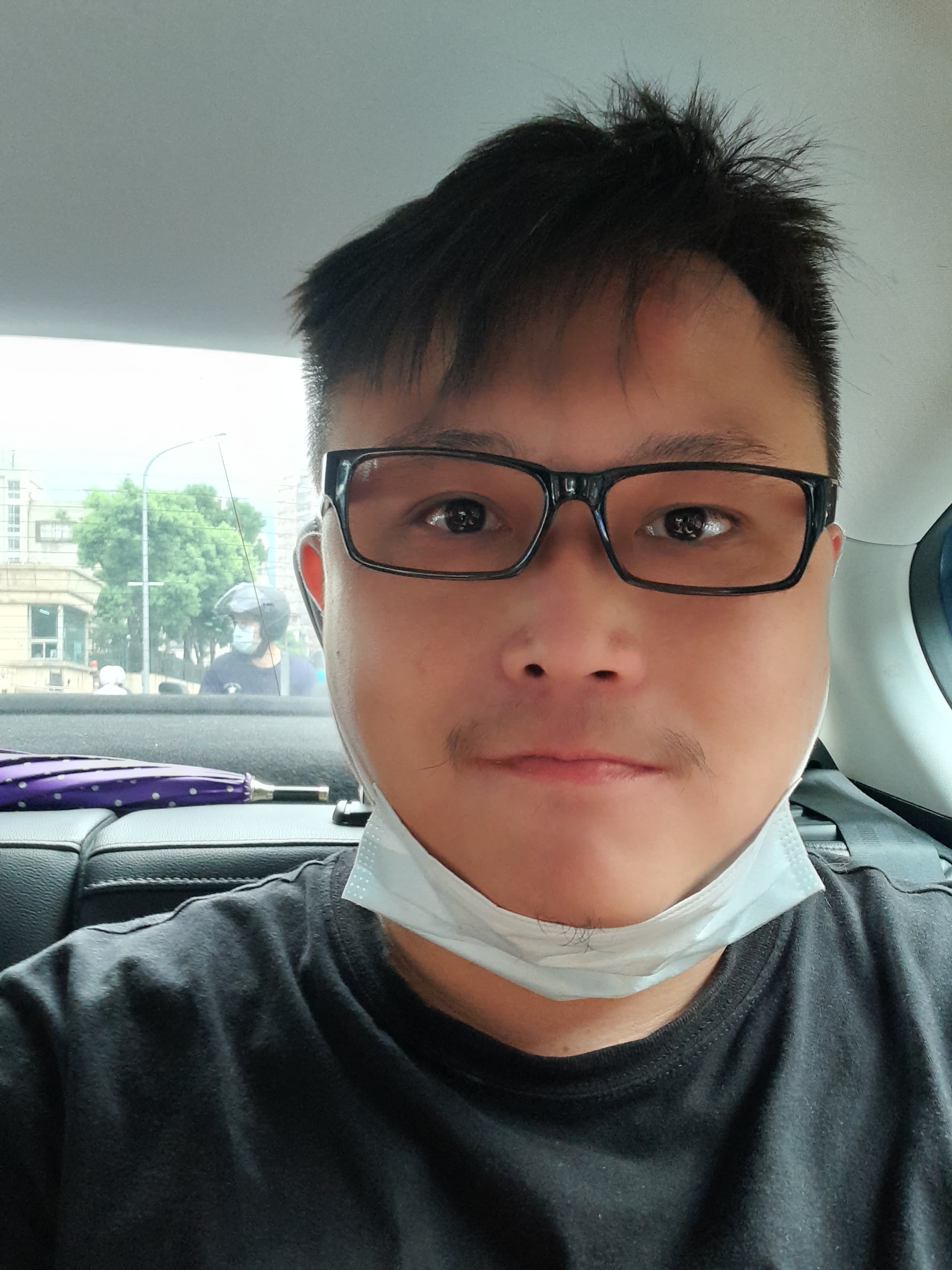 魏國豪